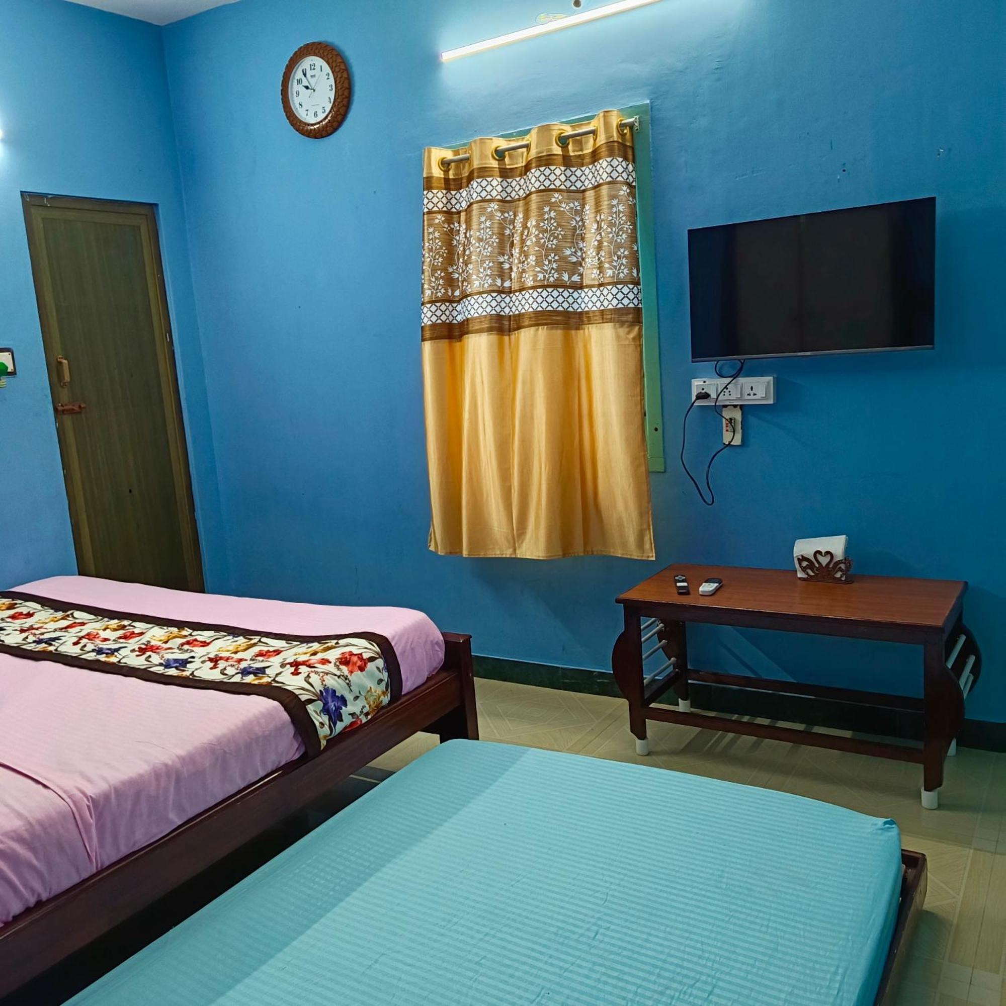 Blue Waves Homestay Puducherry Exterior foto