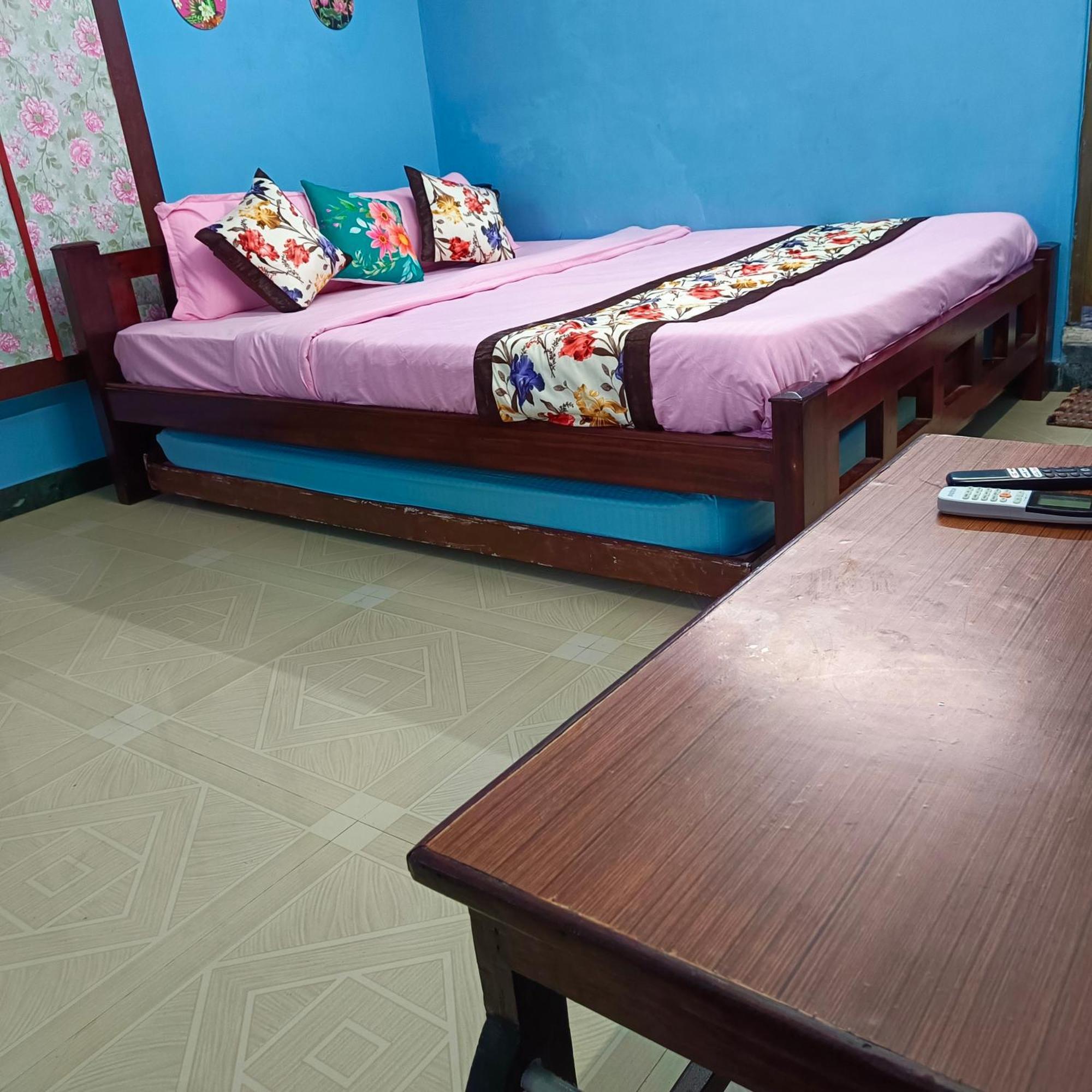 Blue Waves Homestay Puducherry Exterior foto