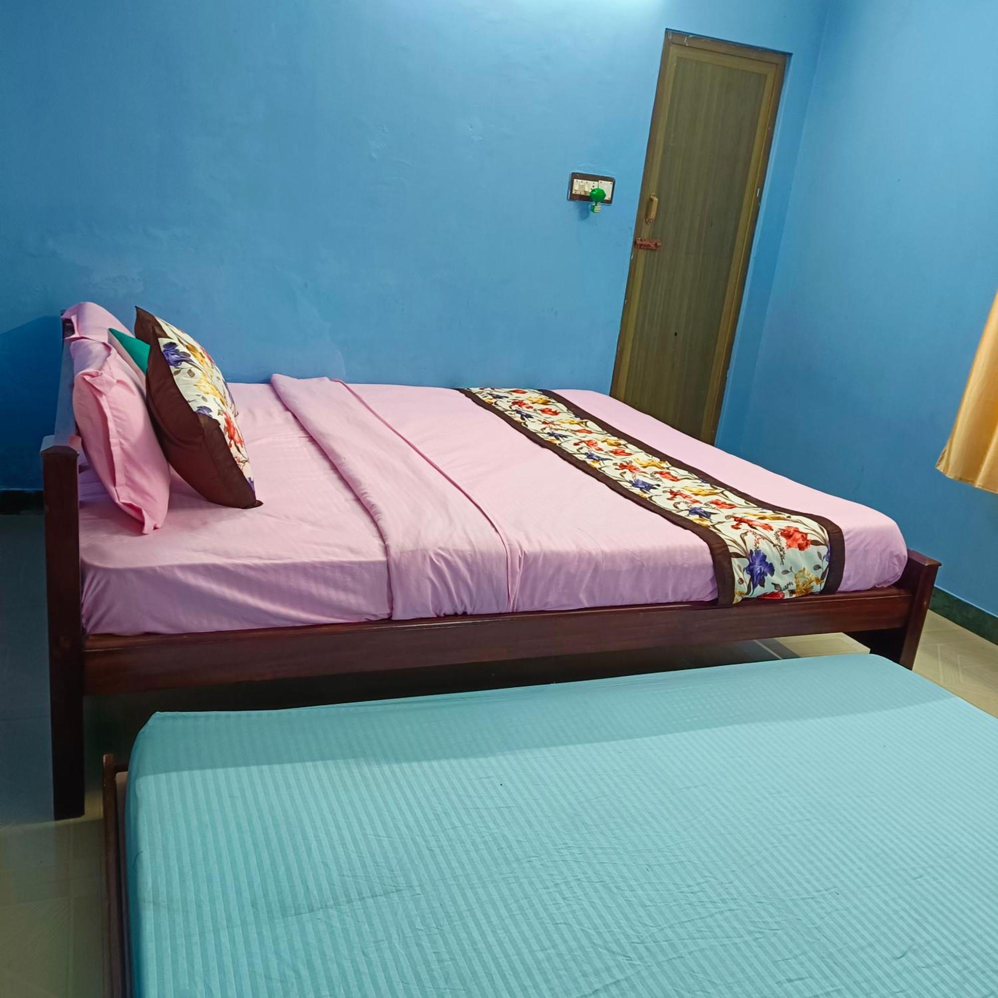 Blue Waves Homestay Puducherry Exterior foto