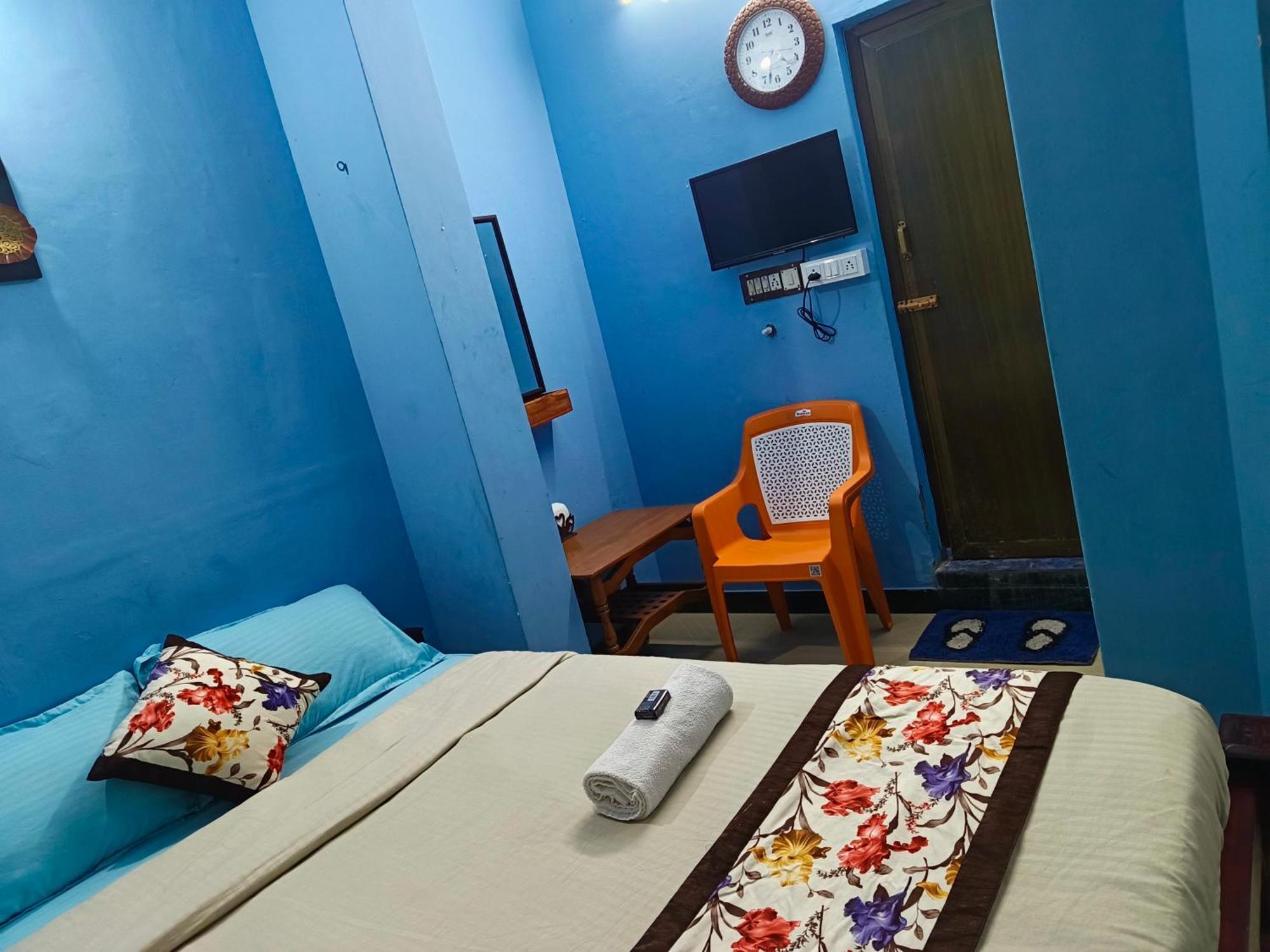 Blue Waves Homestay Puducherry Exterior foto
